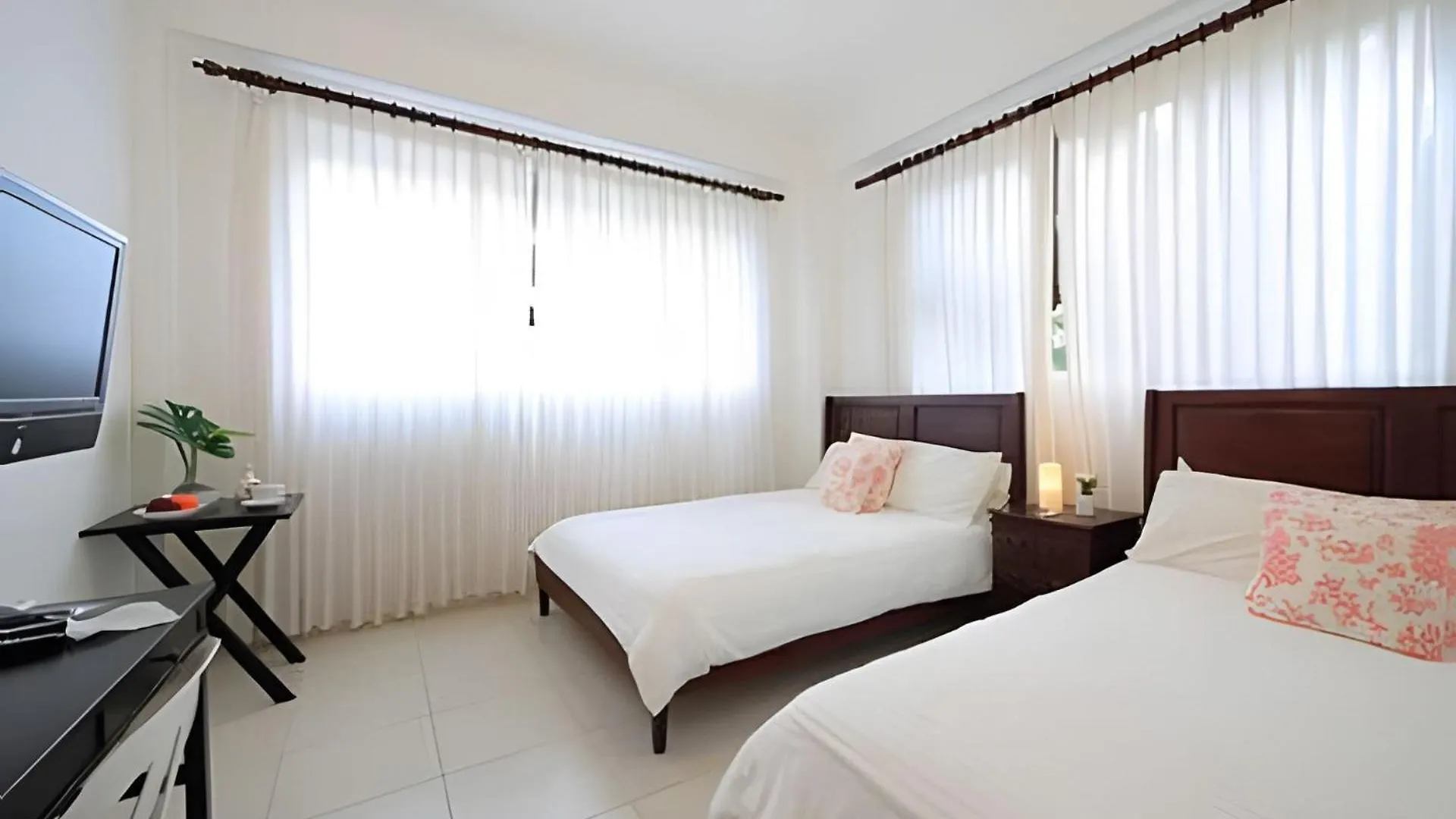 Club Hemingway Amplio Apartamento En La Playa De 후안돌리오 아파트